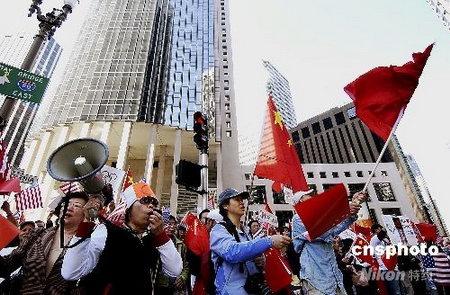 二四六香港资料期期中准,精细化方案决策_GMM83.383习惯版