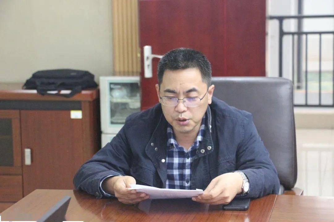 湘潭县二中新任校长日常趣事与情感纽带揭秘