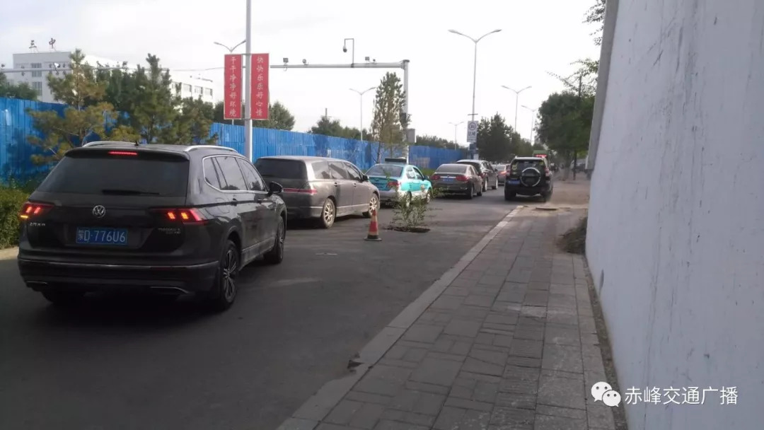 最新道路封闭背后的美食秘境探索，巷弄深处的味觉盛宴
