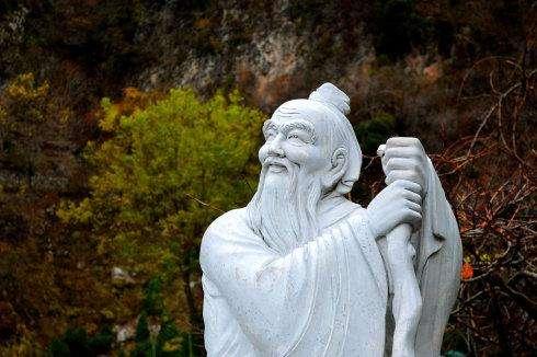白小姐一肖一必中一肖,专业数据点明方法_安静版38.118