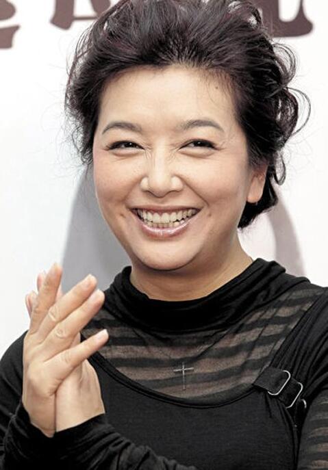 演员张博结婚，鼓舞人心的成长故事，变化、自信与成就感的交织之旅