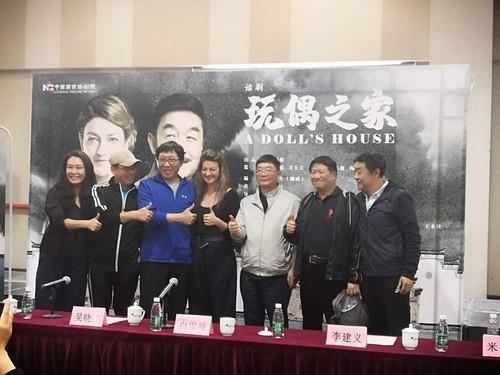 演员徐卫，演艺之路的闪耀之星