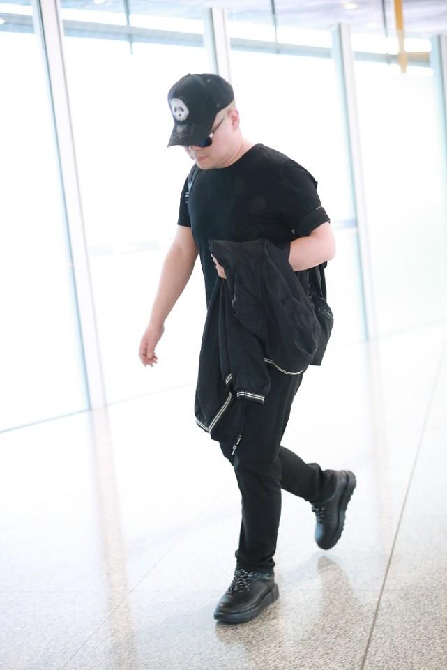 服装搭配比赛，小巷中的时尚宝藏探索潮流魅力之旅