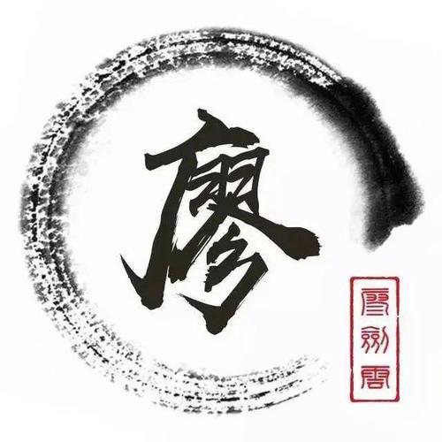 廖姓明星，星光熠熠，自信与成就的力量展现眼前