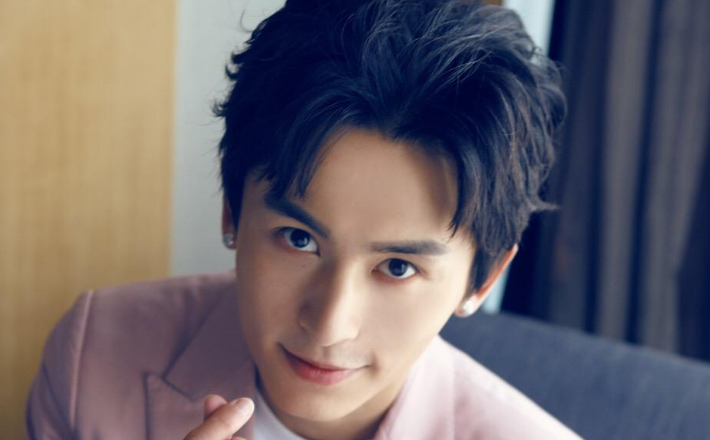 星光璀璨，演员名字与照片一览，自信成就梦想之路
