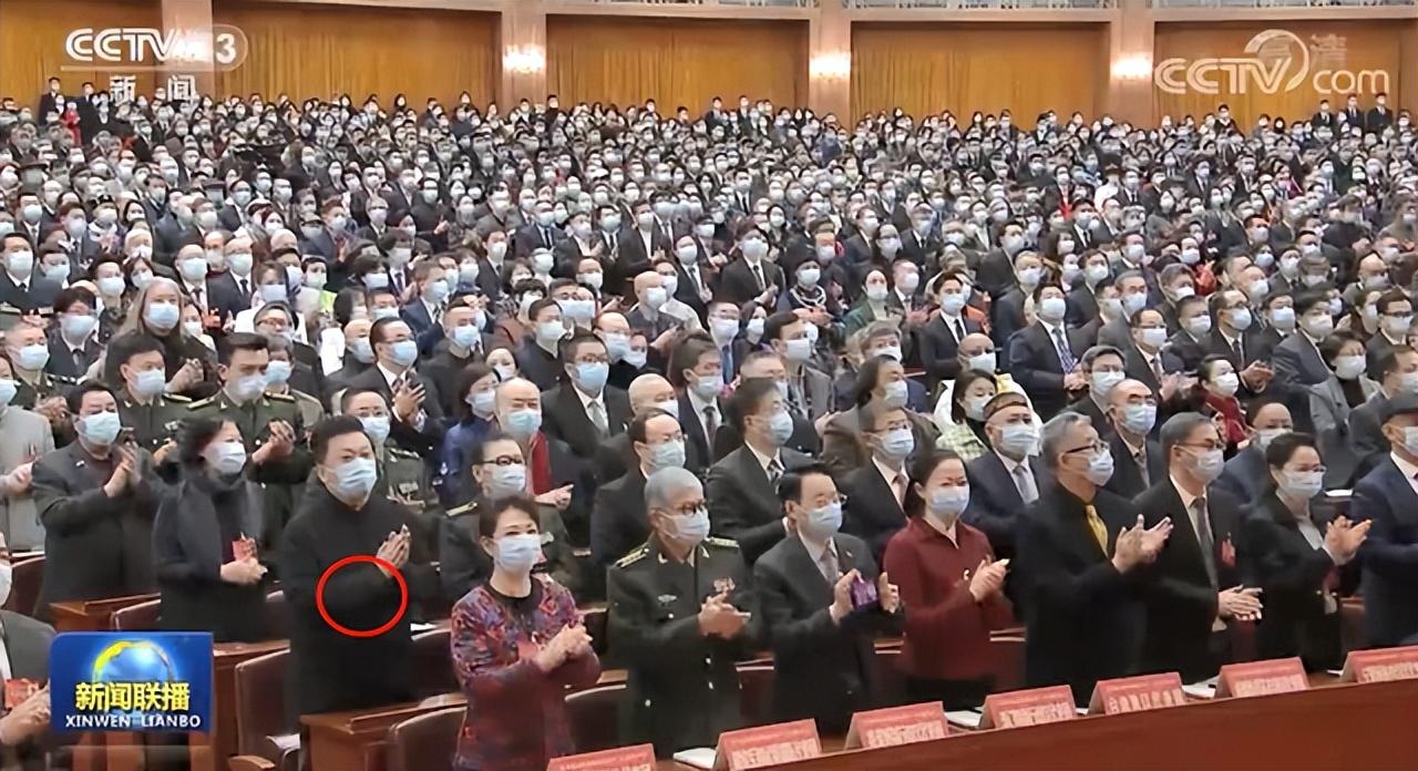 CCTV1最新新闻聚焦，温馨小城日常趣事与深厚友情的暖心报道
