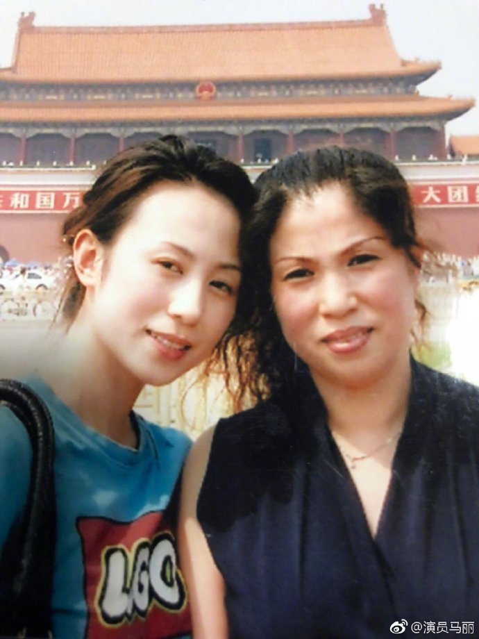 母亲的承诺演员与小巷中的秘密美食馆